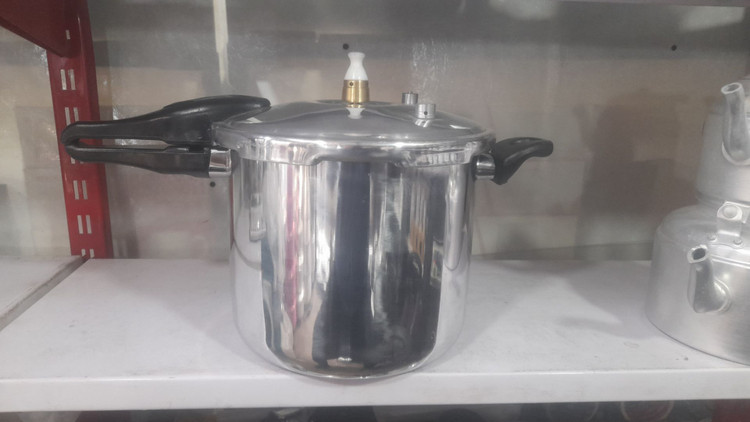 زودپز ۸لیتر